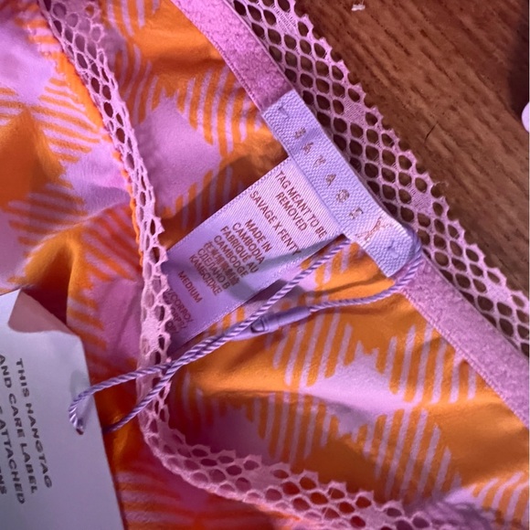 NWT SavageXFenty SET | gingham remix balconette + Brazilian w/garters, 34dd & m​ - Picture 2 of 8